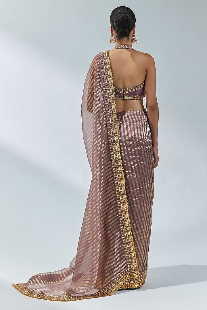 Dusty Mauve Zari Silk Organza Zardosi Embroidered Wedding Saree Set by Priyal Prakash at Pernia's Pop Up Shop