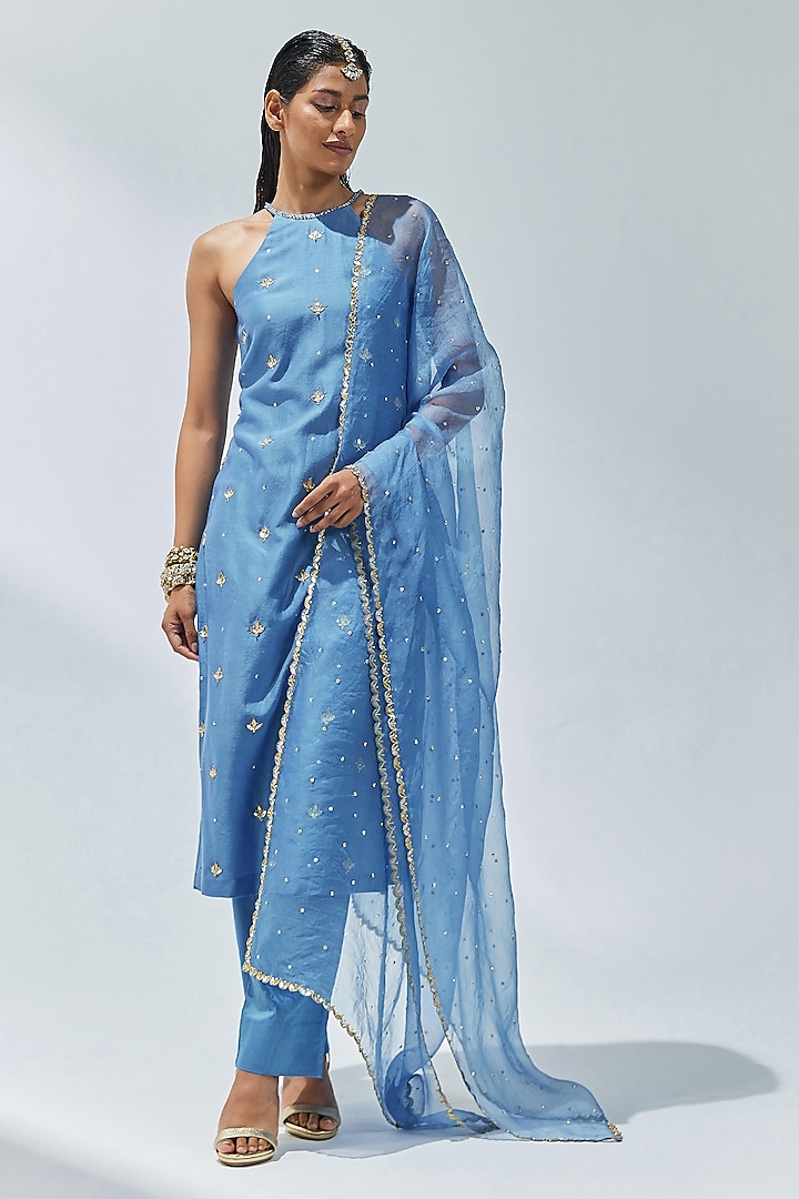 Cerulean Blue Chanderi Aari & Zardosi Embroidered Kurta Set by Priyal Prakash at Pernia's Pop Up Shop