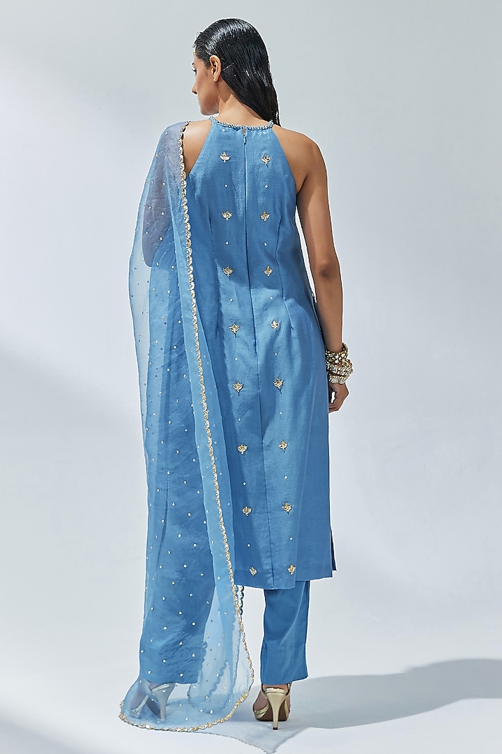 Cerulean Blue Chanderi Aari & Zardosi Embroidered Kurta Set by Priyal Prakash at Pernia's Pop Up Shop