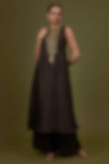 Chocolate Brown Silk Organza Embroidered Kurta Set by Priyal Prakash at Pernia's Pop Up Shop