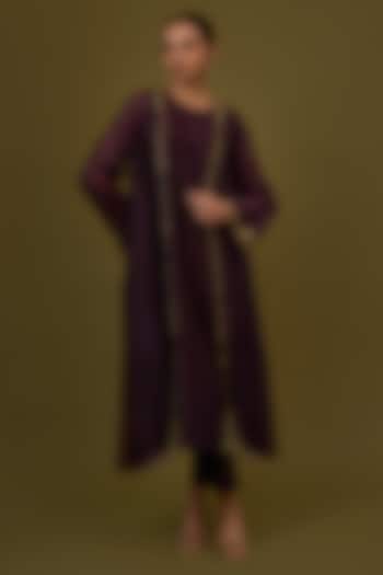 Plum Chanderi Gota-Patti Embroidered Jacket Kurta Set by Priyal Prakash at Pernia's Pop Up Shop