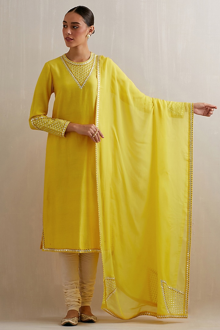 Pineapple Yellow Chanderi Sequins Hand Embroidered Kurta Set by Priyal Prakash at Pernia's Pop Up Shop