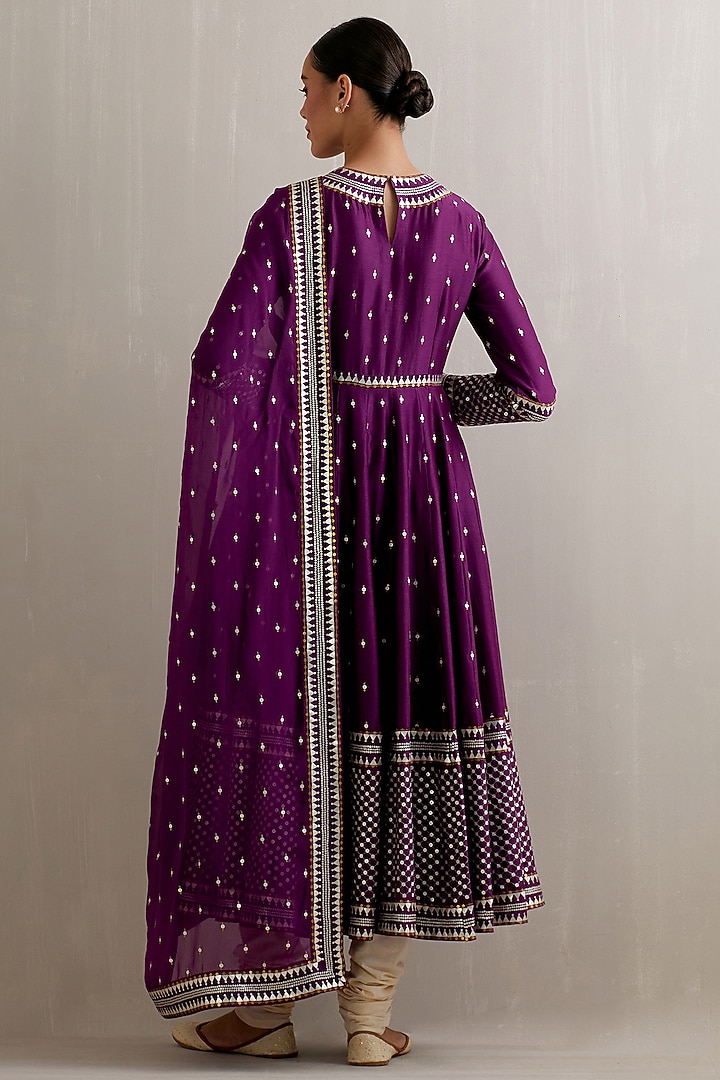 Aubergine Purple Chanderi Aari Hand Embroidered Wedding Anarkali Set by Priyal Prakash at Pernia's Pop Up Shop