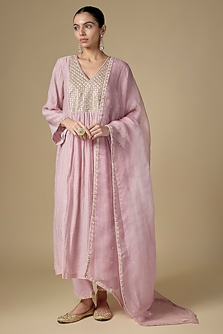 Rose Quartz Pink Mukaish Chanderi Motif Embroidered Kurta Set by Priyal Prakash