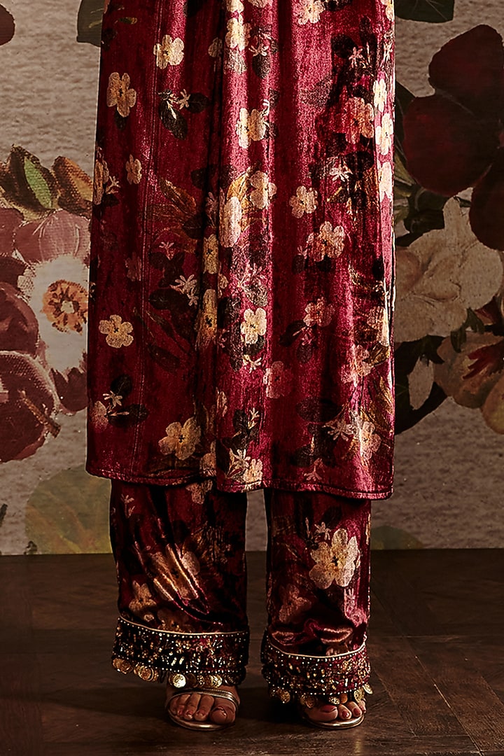 Maroon Embroidered Kaftan Set by Prints By Radhika at Pernia's Pop Up Shop