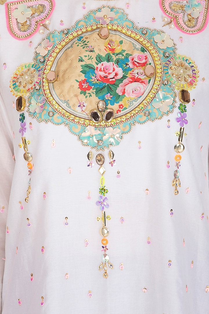 White Floral Embroidered Chanderi Tunic by Param Sahib at Pernia's Pop Up Shop