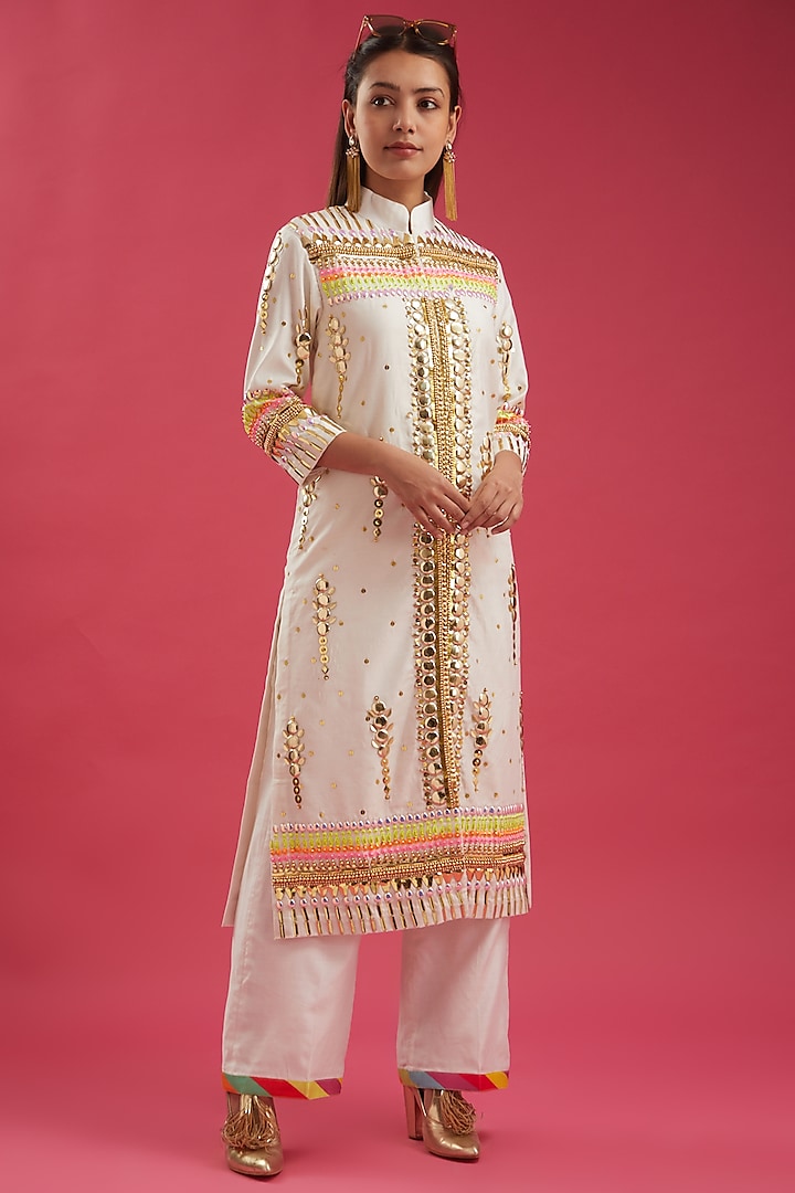 White Sequins Hand Embroidered Kurta Set by Param Sahib at Pernia's Pop Up Shop