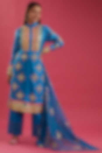 Blue Hand Embroidered Kurta Set by Param Sahib at Pernia's Pop Up Shop