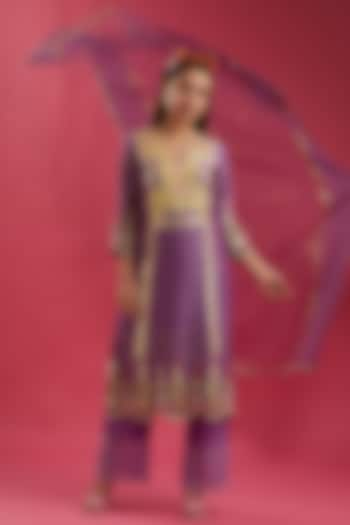 Purple Hand Embroidered Kurta Set by Param Sahib at Pernia's Pop Up Shop