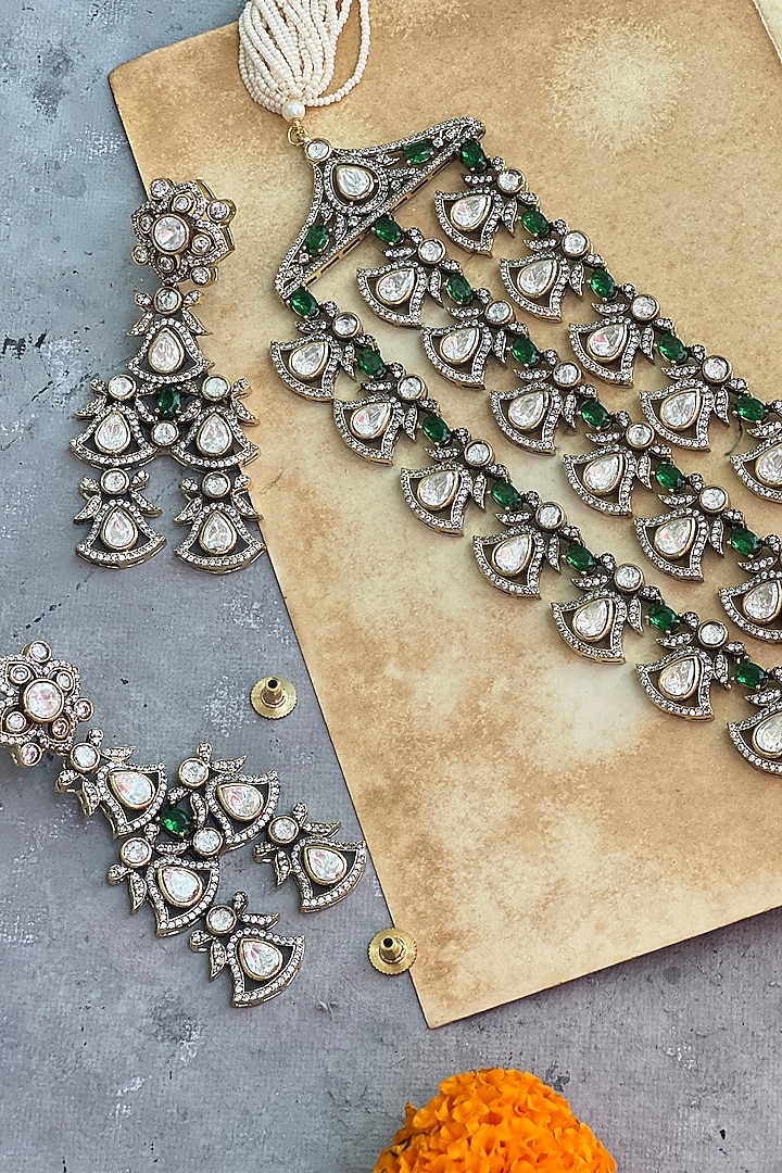 Antique Gold Finish Kundan Polki & Emerald Green Stone Layered Necklace Set by Prestones at Pernia's Pop Up Shop