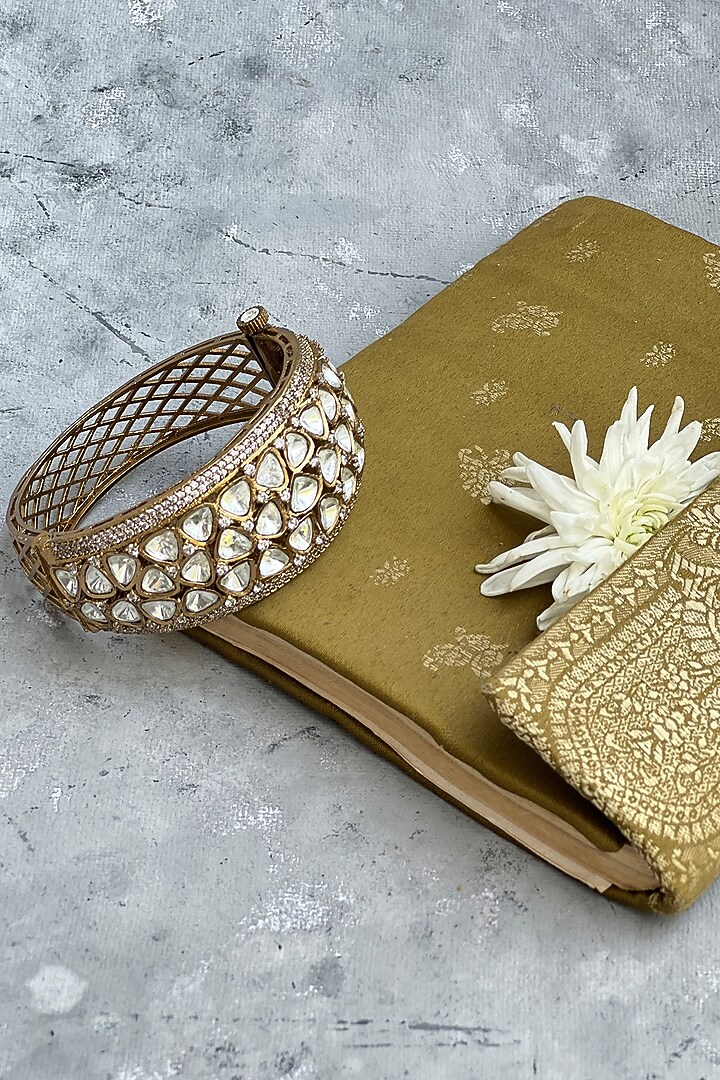 Gold Finish Kundan Polki Openable Kada by Prestones at Pernia's Pop Up Shop