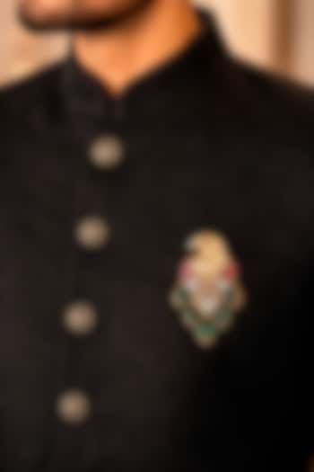 Matte Gold Finish Kundan Polki & Emerald Stone Brooch by Prestones at Pernia's Pop Up Shop
