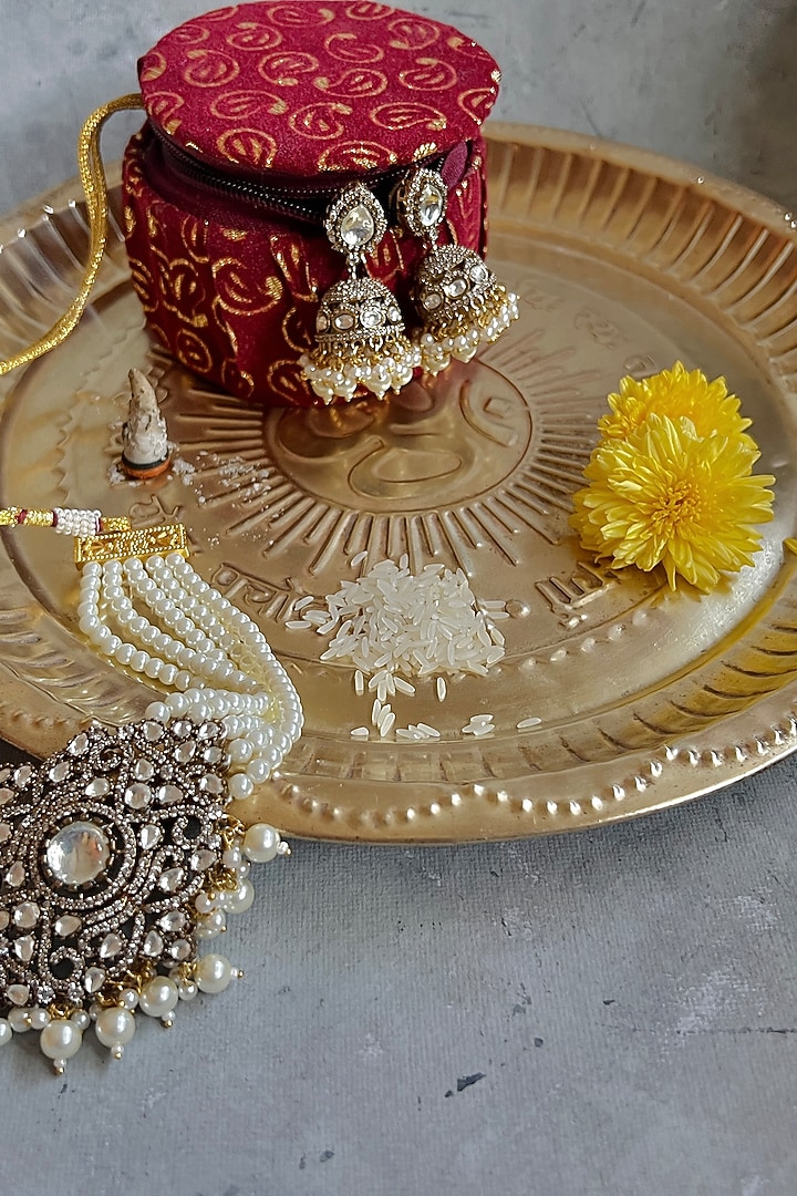 Gold Finish Kundan Polki & Zircon Motifs Choker Necklace Set by Prestones at Pernia's Pop Up Shop