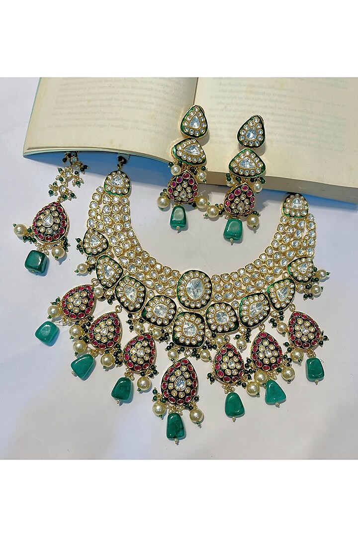 Antique Gold Finish Green Kundan Polki Enameled Necklace Set by Prestones at Pernia's Pop Up Shop