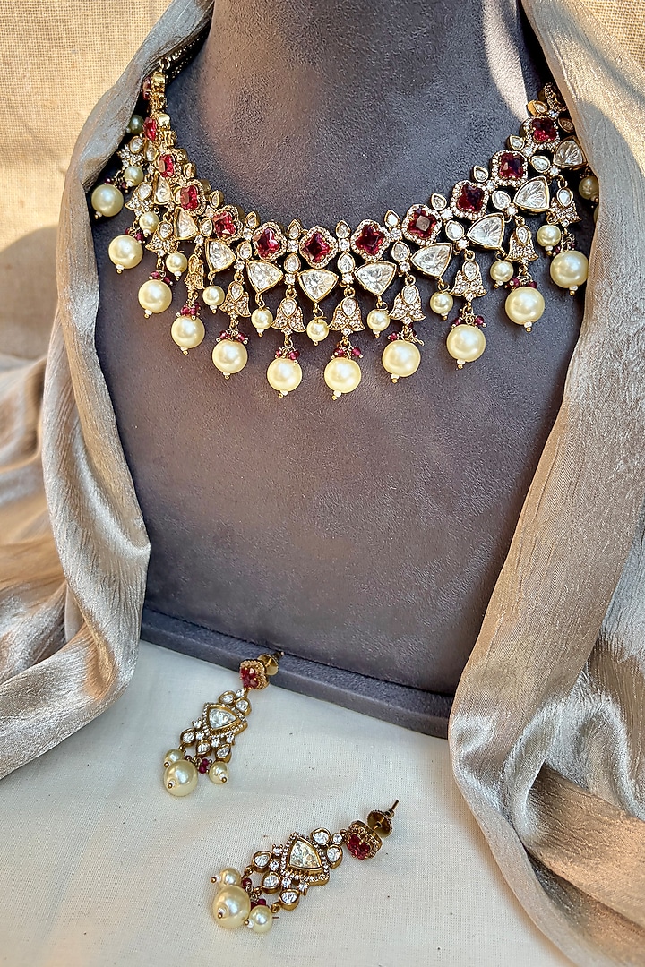 Antique Gold Finish Kundan Polki & Ruby Choker Necklace Set by Prestones at Pernia's Pop Up Shop