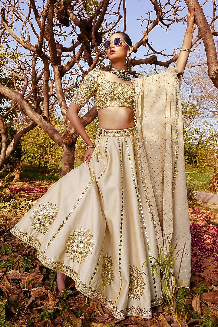 Gold Chanderi Silk Mirror Hand Embroidered Wedding Lehenga Set by PRATISHTHA - THE LABEL at Pernia's Pop Up Shop