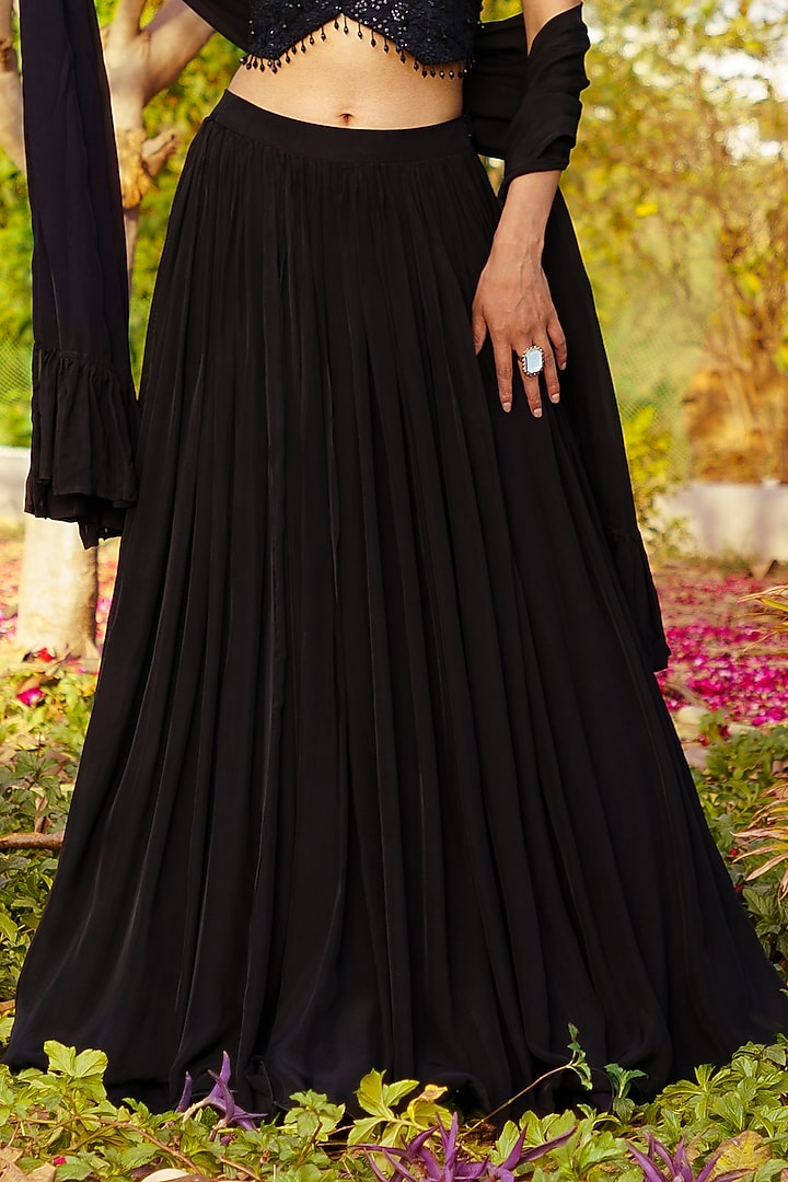 Black Chiffon Gathered Lehenga Set by PRATISHTHA - THE LABEL at Pernia's Pop Up Shop