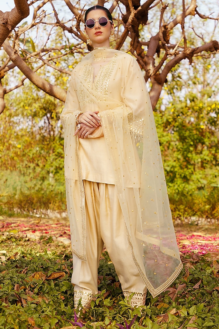 Gold Chanderi Hand Embroidered A-Line Short Kurta Set by PRATISHTHA - THE LABEL at Pernia's Pop Up Shop