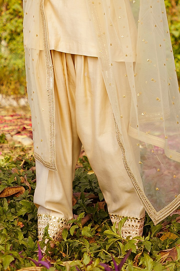 Gold Chanderi Hand Embroidered A-Line Short Kurta Set by PRATISHTHA - THE LABEL at Pernia's Pop Up Shop