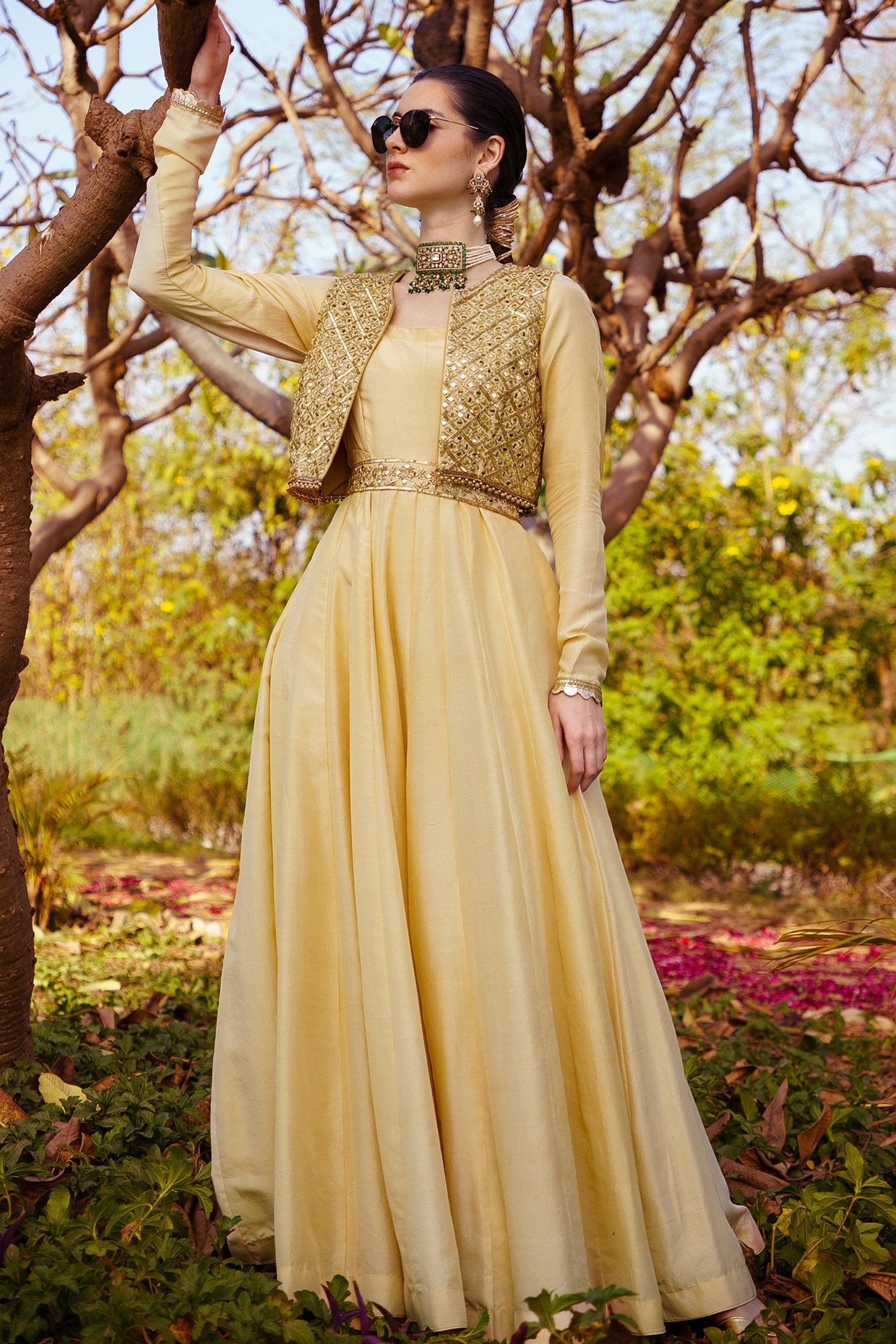 Gold Pure Silk Anarkali Set by PRATISHTHA THE LABEL at Pernia s Pop Up Shop 2024