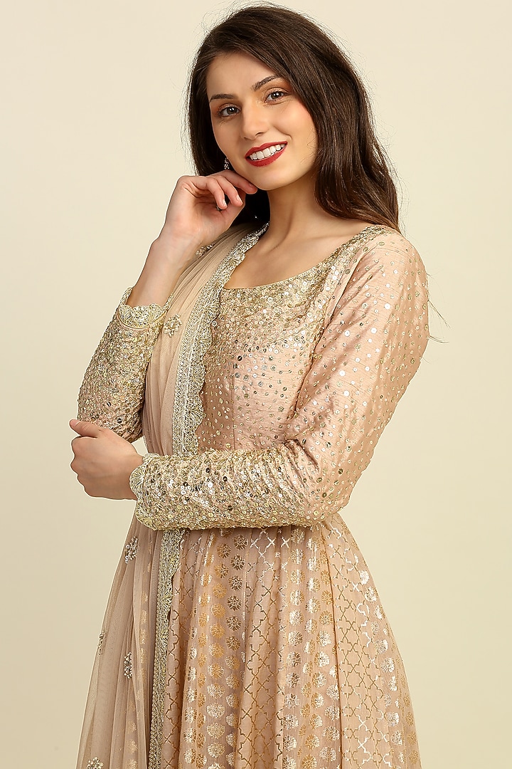 Gold Embroidered Wedding Anarkali Set by Priyanka Jain at Pernia's Pop Up Shop