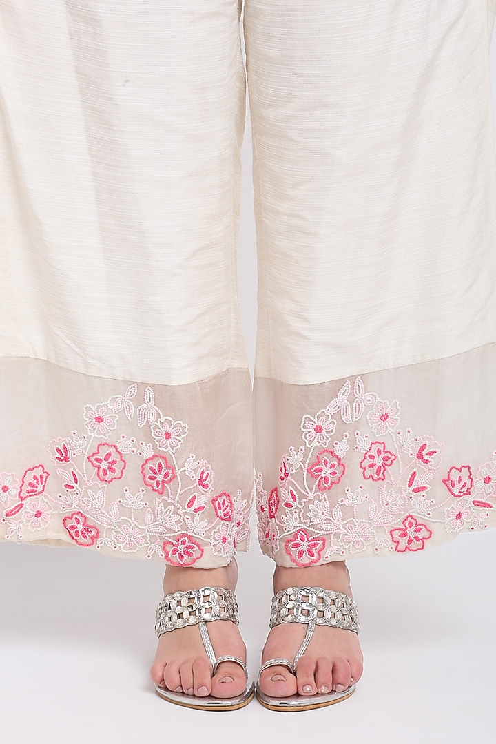 Ivory Chanderi Hand Embroidered Kurta Set by Priyanka Jain at Pernia's Pop Up Shop