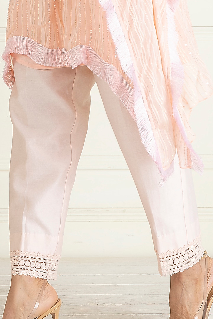 Peach Lurex Georgette Hand Embroidered Kaftan Set by Priyanka Jain at Pernia's Pop Up Shop