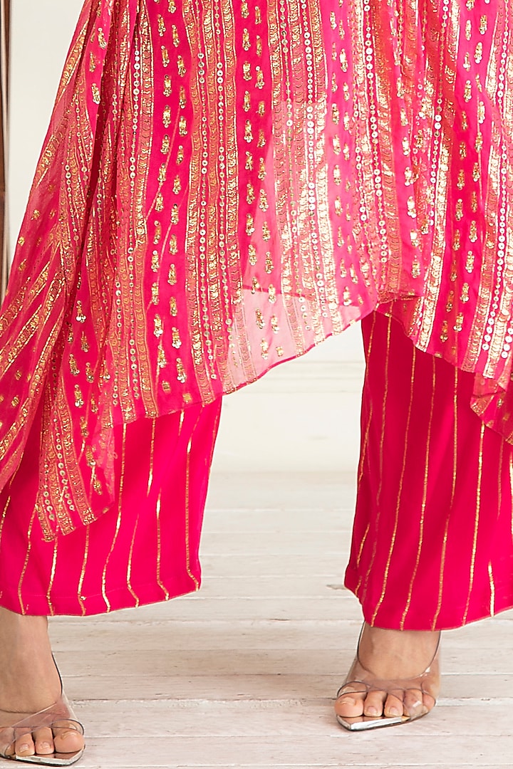 Hot Pink Lurex Georgette Embroidered Kaftan Set by Priyanka Jain at Pernia's Pop Up Shop