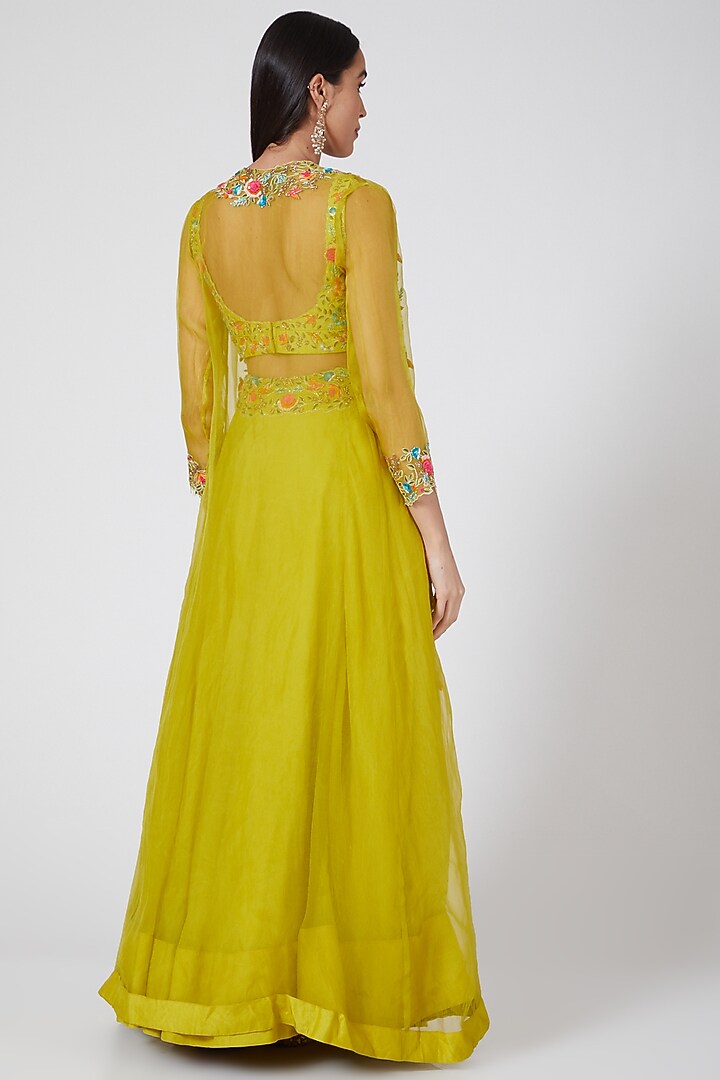 Mehendi Green Embroidered Wedding Lehenga Set by Priyanka Jain at Pernia's Pop Up Shop