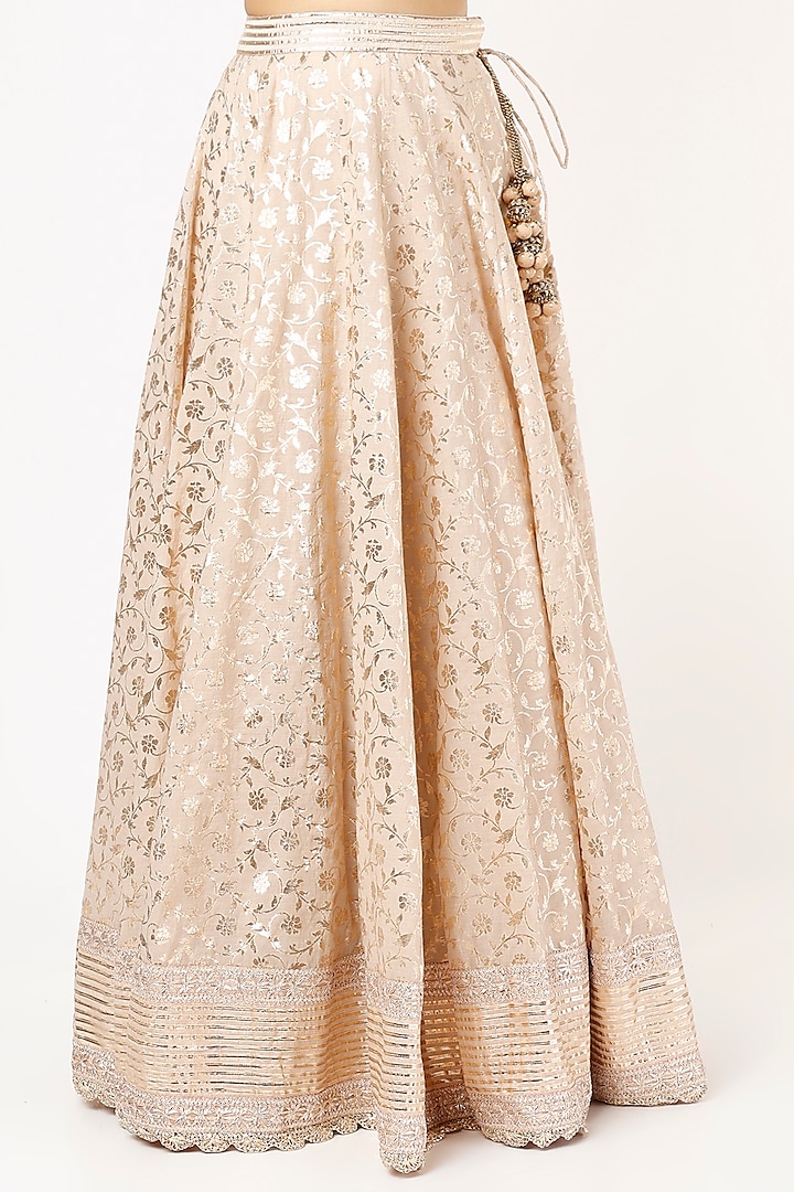 Ivory Chanderi Embroidered Wedding Lehenga by Priyanka Jain at Pernia's Pop Up Shop