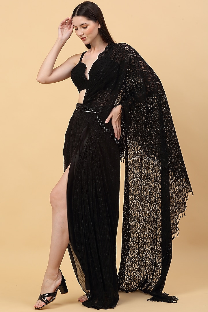 Black Nylon Structured Lace Draped Wedding Saree Set by Priyanka Jain at Pernia's Pop Up Shop