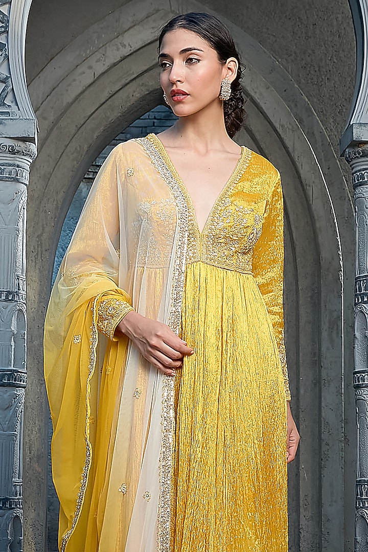 Yellow & Ivory Ombre Silk Crinkle Hand Work Wedding Anarkali Set by Priyanka Jain at Pernia's Pop Up Shop