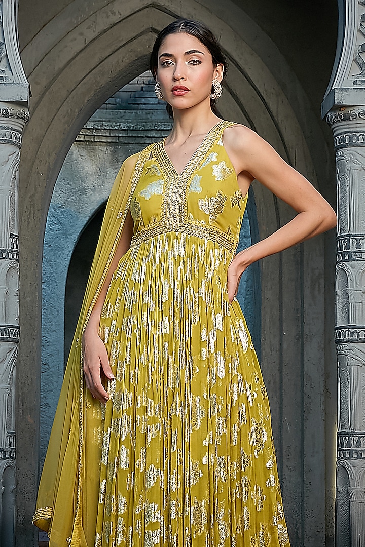 Olive Lurex Wedding Anarkali Set by Priyanka Jain at Pernia's Pop Up Shop