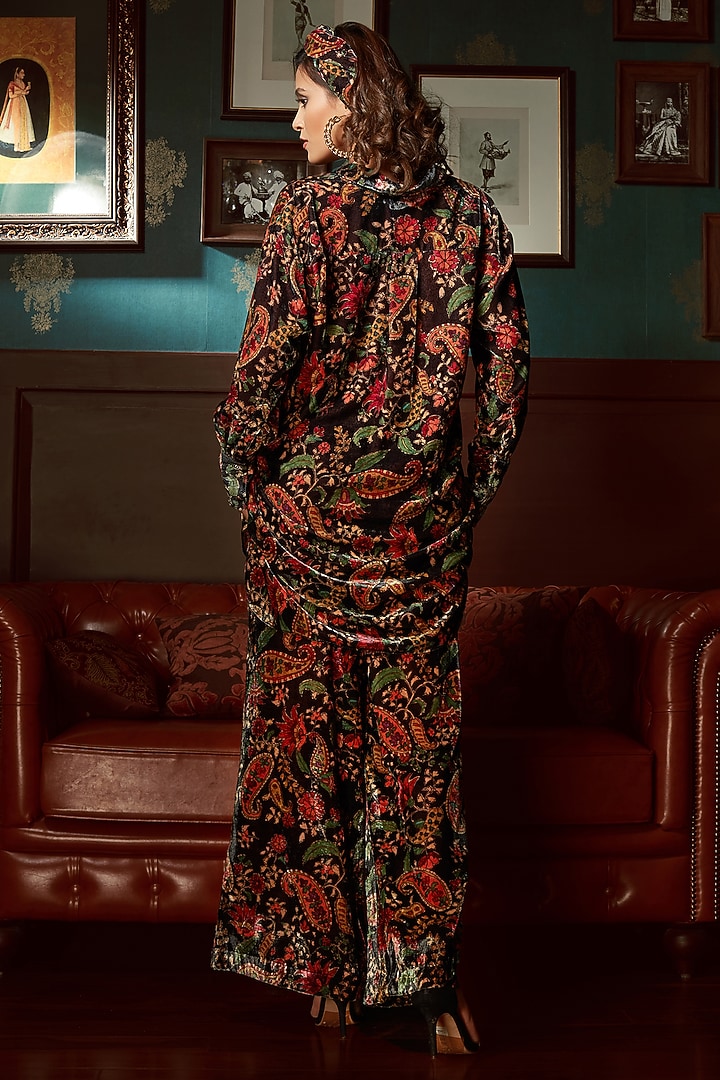Black Velvet Printed Co-Ord Set by Priyanka Jain at Pernia's Pop Up Shop