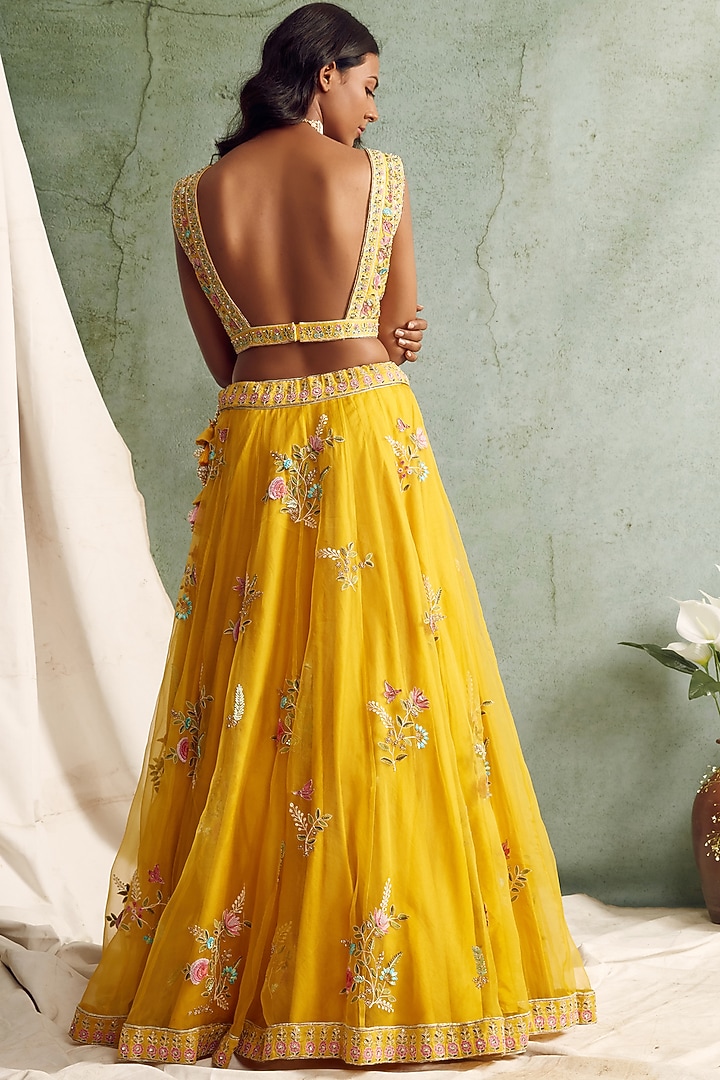 Yellow Wedding Lehenga Set With Embroidery by Priyanka Jain at Pernia's Pop Up Shop