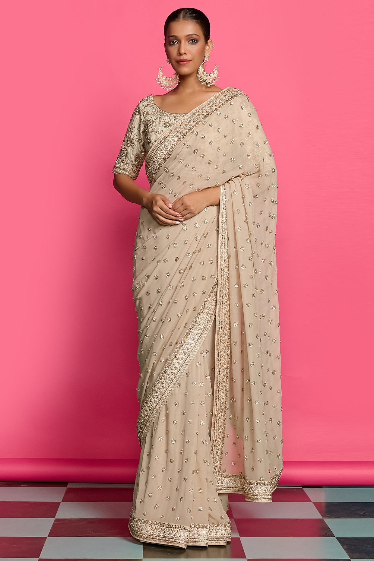 Gold Georgette Dabka Work Reception Saree Set by Priyanka Jain at Pernia's Pop Up Shop