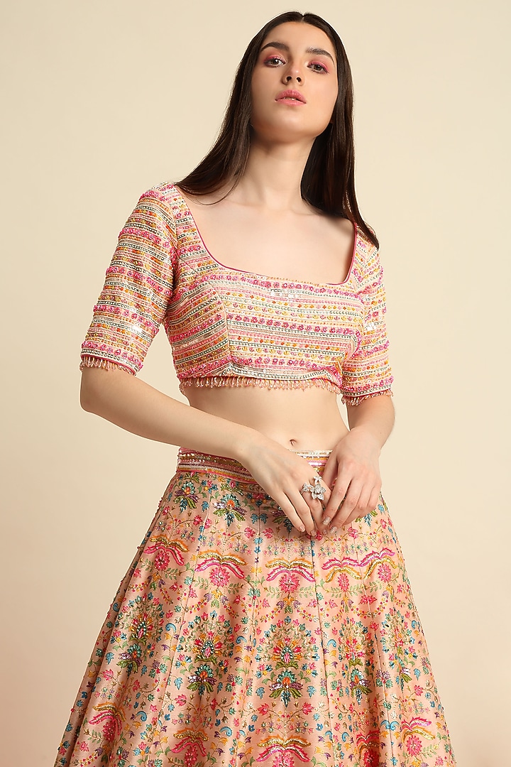 Peach Digital Printed Wedding Lehenga Set by Priyanka Jain at Pernia's Pop Up Shop