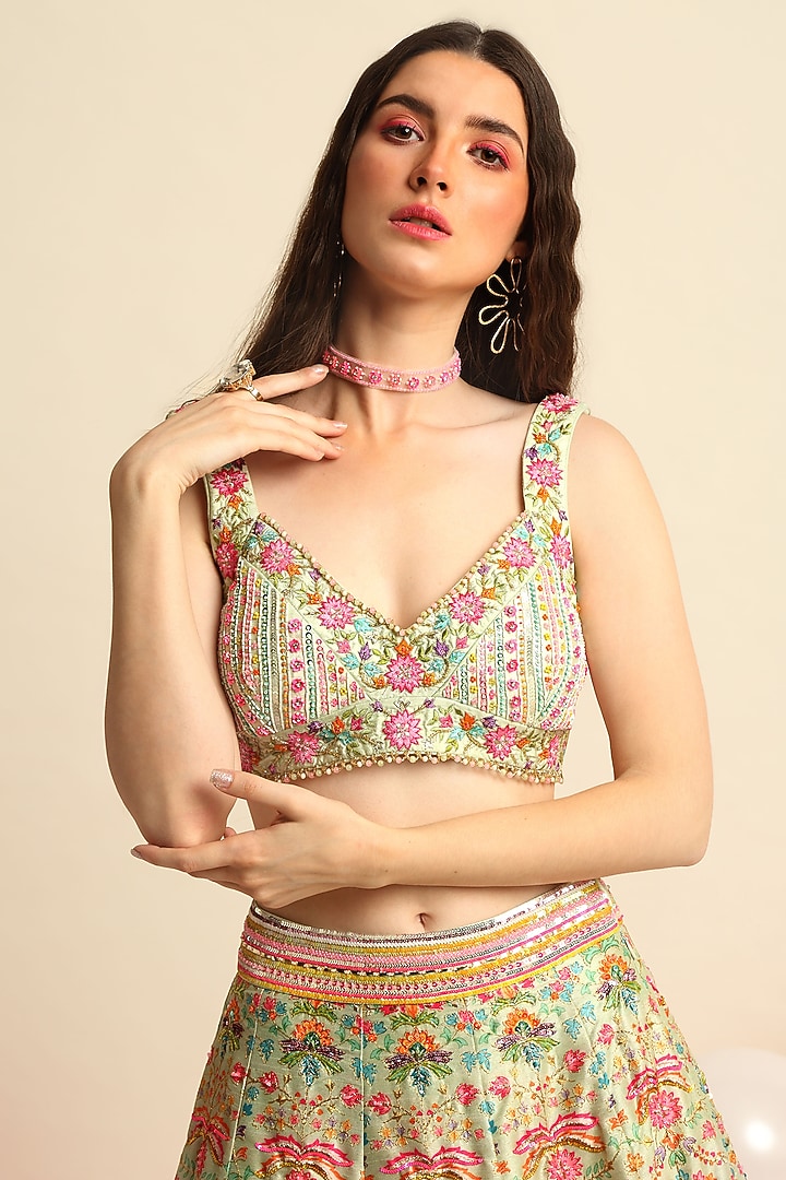 Ivory Digital Printed Wedding Lehenga Set by Priyanka Jain at Pernia's Pop Up Shop
