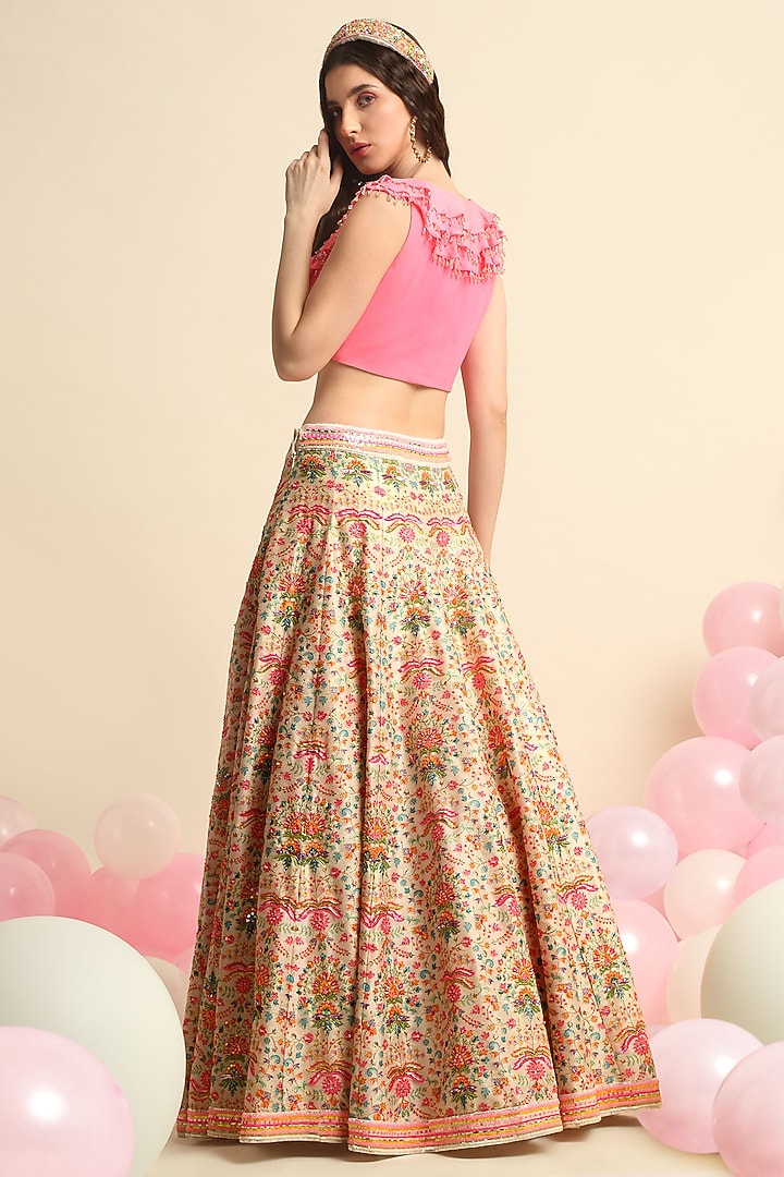 Peach Digital Printed Wedding Lehenga Set by Priyanka Jain at Pernia's Pop Up Shop