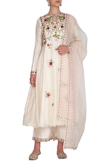 Priyanka Jain: Designer Priyanka Jain anarkali set, kurta with Palazzo ...