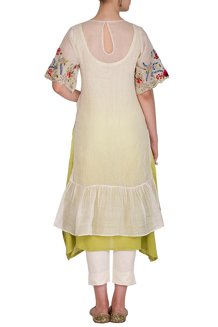 Ivory Embroidered Kurta With Palazzo Pants & Inner by Priyanka Jain at Pernia's Pop Up Shop