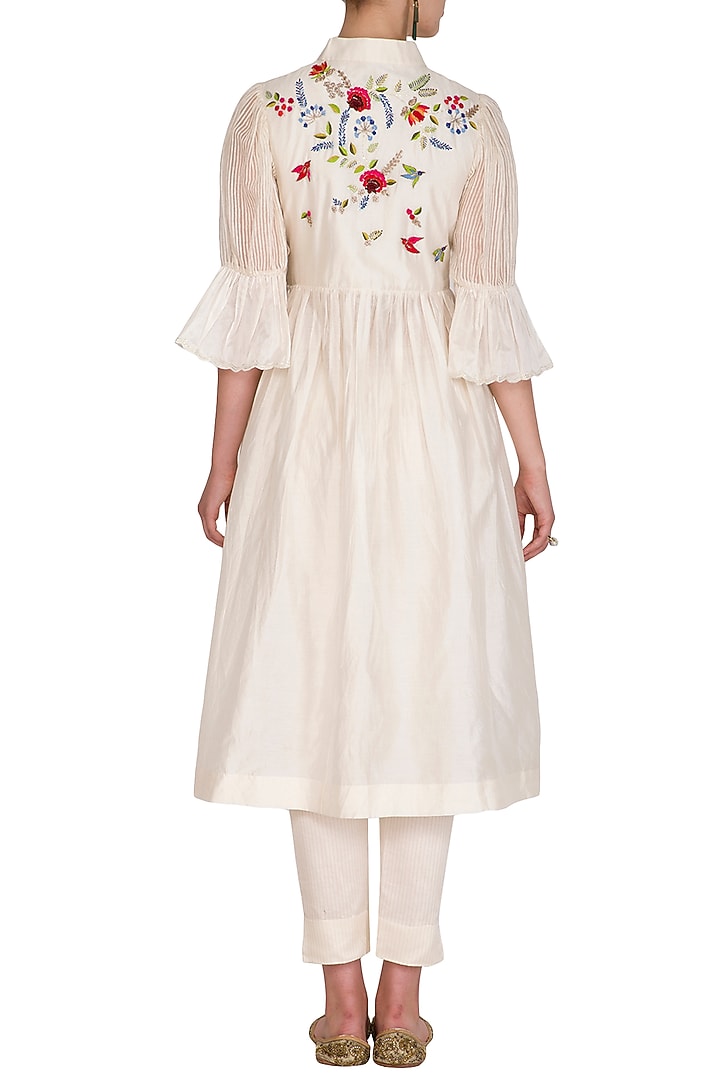 Ivory Embroidered Tunic With Pant by Priyanka Jain at Pernia's Pop Up Shop
