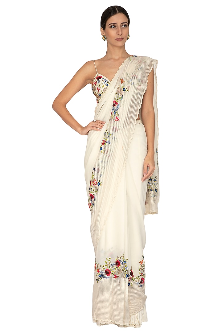 Ivory Embroidered Wedding Saree Set by Priyanka Jain at Pernia's Pop Up Shop