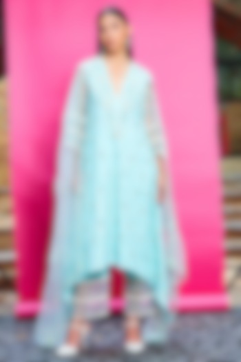 Powder Blue Linen Embroidered Kurta Set by Priyanka Jain at Pernia's Pop Up Shop