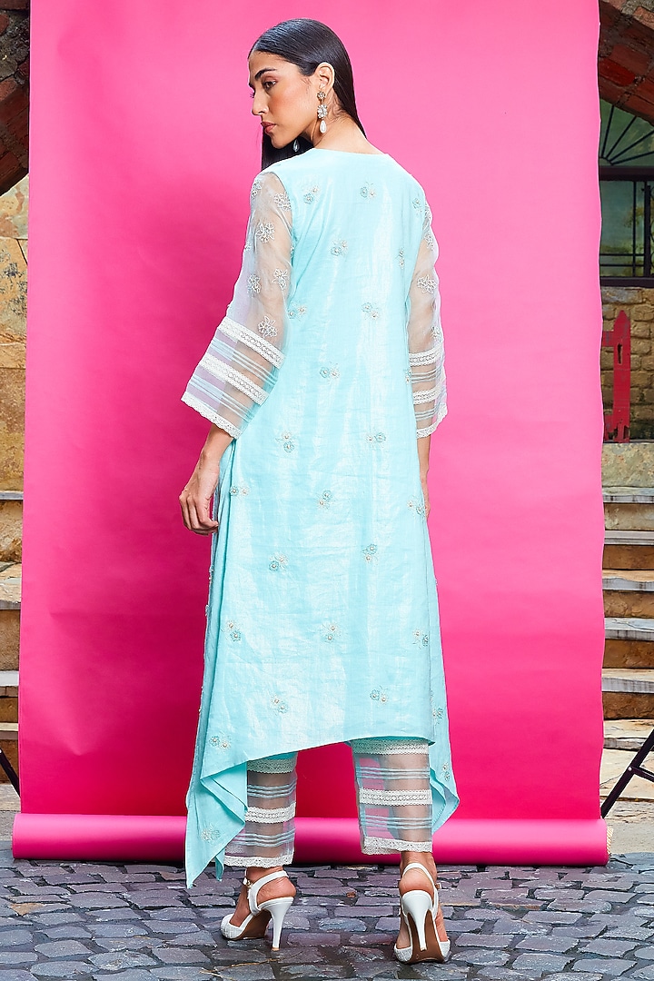 Powder Blue Linen Embroidered Kurta Set by Priyanka Jain at Pernia's Pop Up Shop