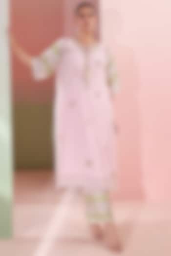 Baby Pink Mul Chanderi Gota Embroidered Kaftan Set by Priyanka Jain at Pernia's Pop Up Shop