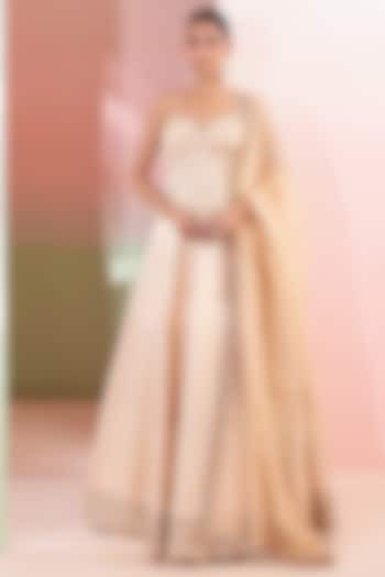 Golden Viscose Crepe Embroidered Wedding Lehenga Set by Priyanka Jain at Pernia's Pop Up Shop