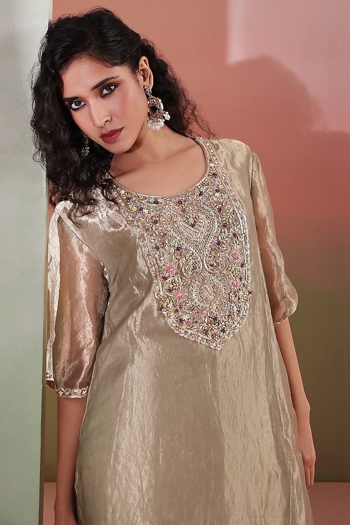Olive Green Pure Tissue Dabka Embroidered Kaftan Set by Priyanka Jain at Pernia's Pop Up Shop