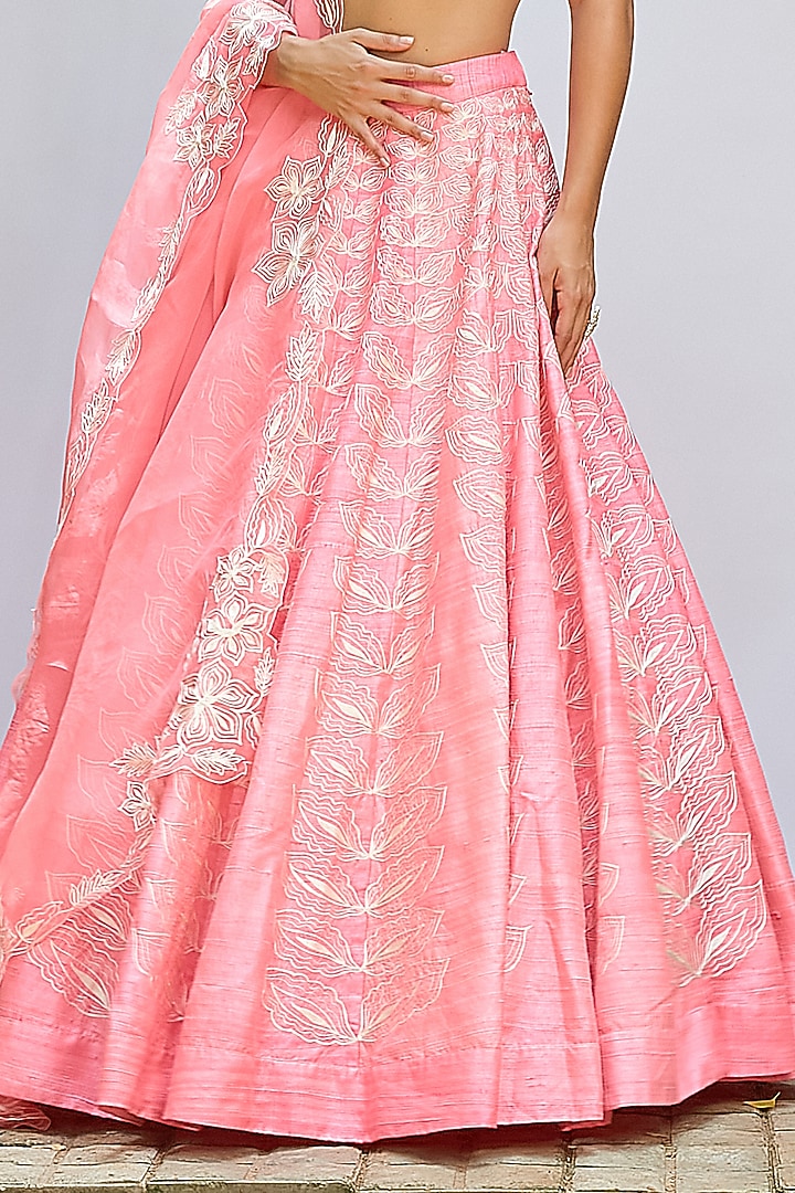 Bubblegum Pink Raw silk Aari Embroidered Wedding Lehenga Set by Priyanka Jain at Pernia's Pop Up Shop