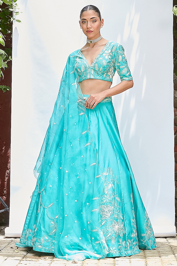 Turquoise Chanderi Aari Embroidered Wedding Lehenga Set by Priyanka Jain at Pernia's Pop Up Shop